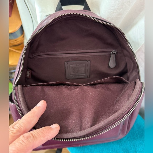 EUC Coach Court Backpack Pebbled Purple Leather 5666 EUC & Roomy! Hangtag & Card - Picture 10 of 12